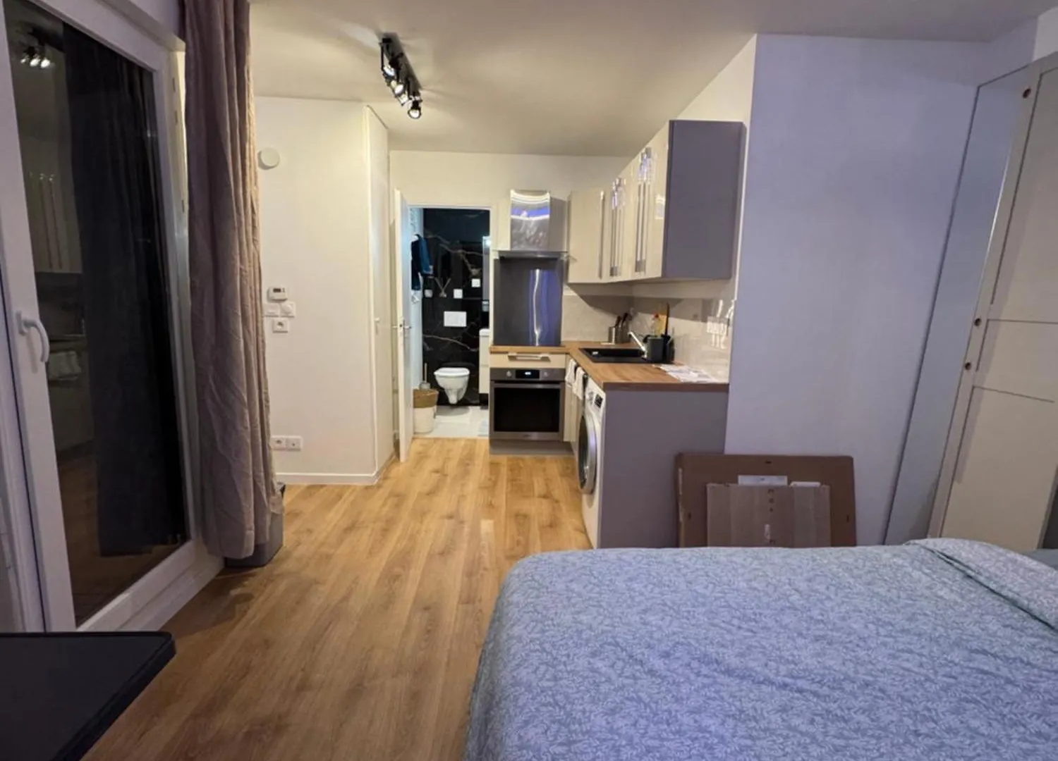 Beau Studio Au Centre-Ville De Nice 0*,  France