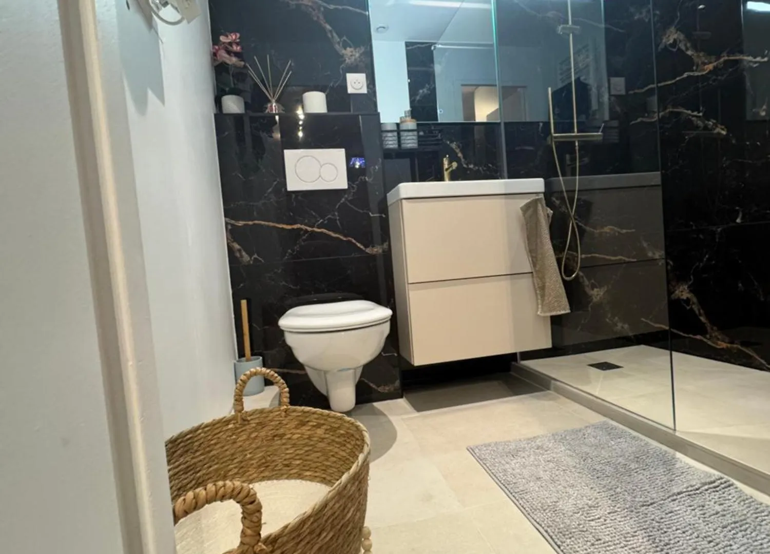Apartment Beau Studio Au Centre-Ville De Nice France